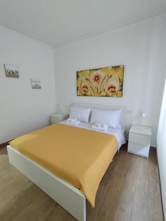 Lela'S Room Bari Bagian luar foto